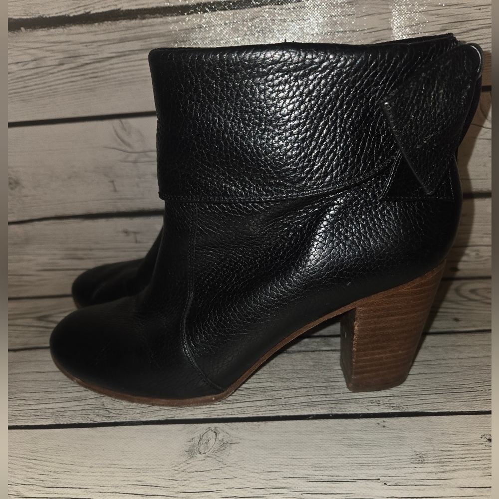 Kate Spade New York Black Leather Ankle Boots Block Heel Zip Women’s 9m - Picture 2 of 13